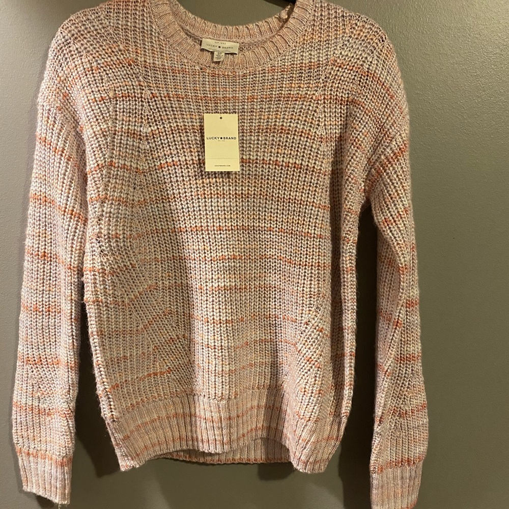 Adorable size small Lucky Brand sweater